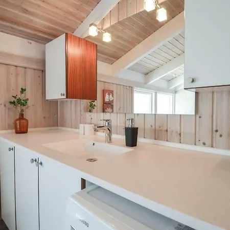 Cozy In With Kitchen * エーベルトフト